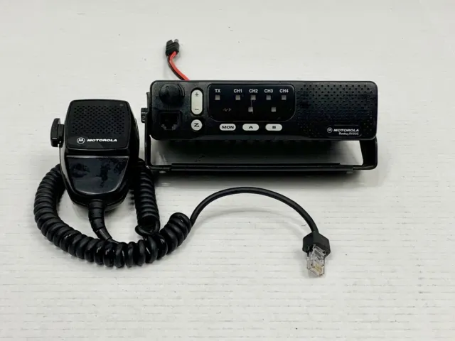 Motorola Radius M1225 UHF 4 Channel Radio w/ HMN3008A Mic - Tested and Works!