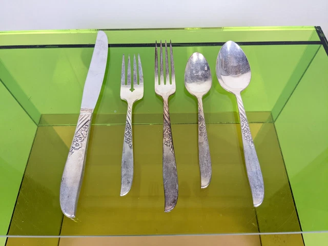 VINTAGE WM A. Rogers Silver Overlaid Oneida LTD Silverware