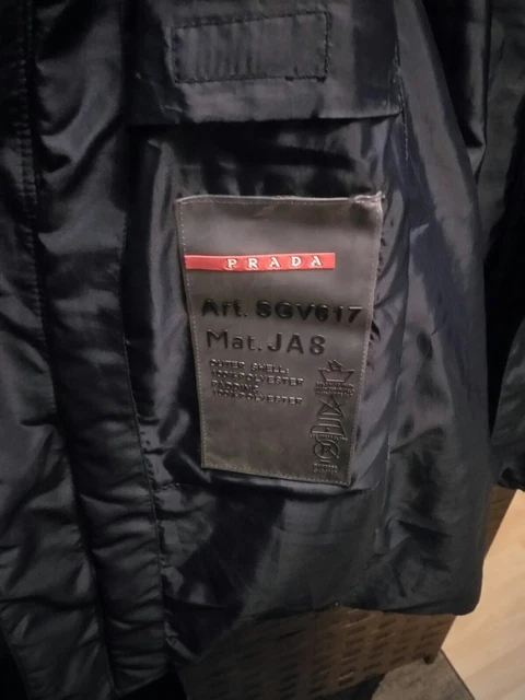 PRADA ORIGINAL JACKET ,very rare Art:SGV617 Mat:JA8 Dark blue