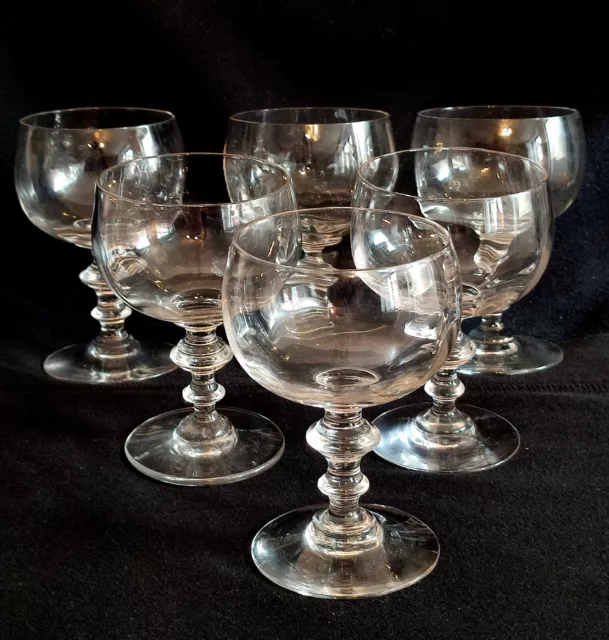 Serie De 6 Verres A Vin Anciens En Verre Soufflé Forme Ballon