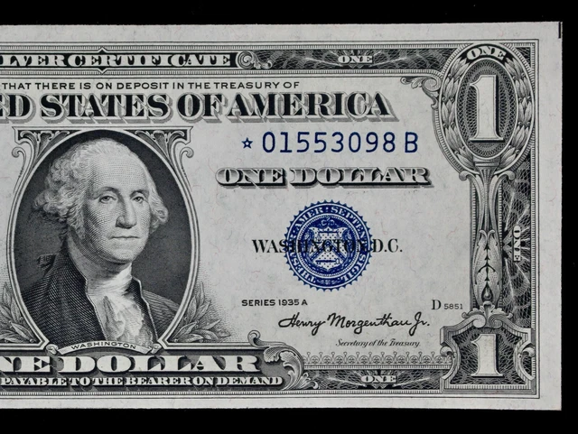 $1 CU 1935A Star B blue seal Silver Certificate *01553098B one dollar, series A