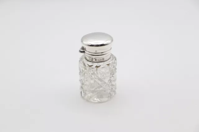 Charming Antique Sterling Silver Topped Scent Bottle Hallmarked Birmingham 1904