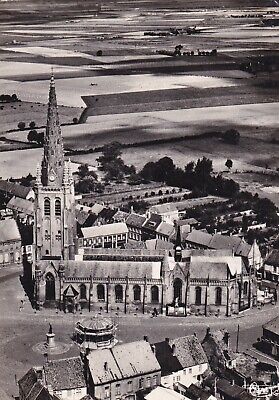Carte postale 10x15cm postcard HONDSCHOOTE vue aérienne l'église timbrée 1955