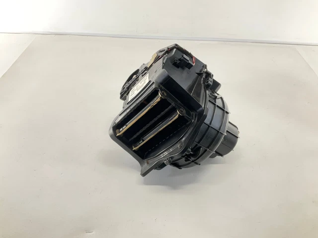 11-16 BMW 528xi F10 Sedan Front A/C Heater Fan Blower Motor OEM