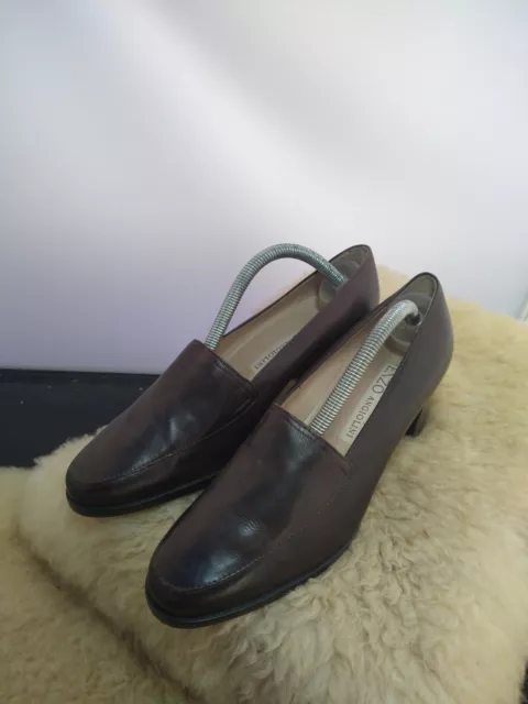 Enzo Angiolini Womens Leather Slip On Loafers W/Mid Level Heels Size 7.5 - Brown