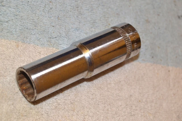 DURO INDESTRO 3018 DEEP SOCKET 1/2 drive 9/16 inch 12 point QUALITY VINTAGE USA