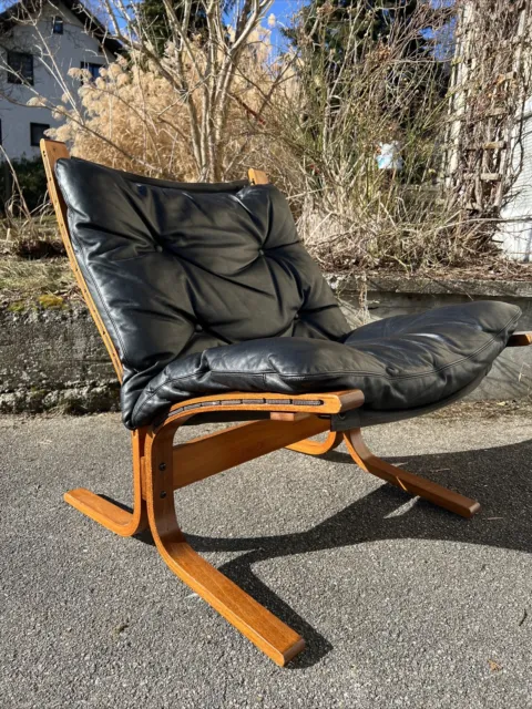 VINTAGE NORWEGIAN MID CENTURY LEATHER  SIESTA ARMCHAIR by INGMAR RELLING SCANDI