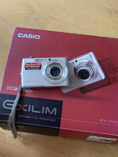 Casio EXILIM EX-Z600 Digital Camera silver