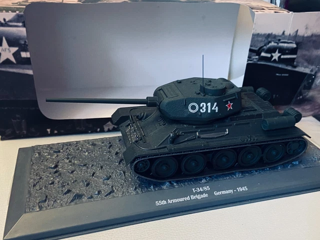 Char Russe T-34/85 à L'échelle 1:43 Altaya - Modèle Militaire Détaillé En Plastique, Métal Et Résine