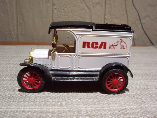 ERTL RCA 1913 Ford Model T Van DIECAST Bank
