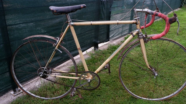 Sella Epoca Cuoio Italia ‘30 Eroica Bianchi Legnano Maino Sella Epoca Cuoio Italia ‘30 Eroica Bianchi Legnano Maino