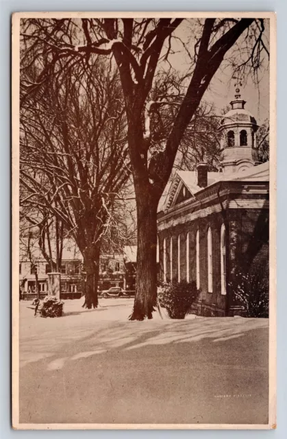 Postcard VA Leesburg Loudoun County Virginia Courthouse Yard Showing Side AT2