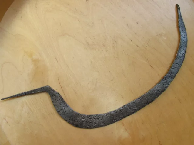 18-19 th century old antique primitive wrought iron hand sickle. 2