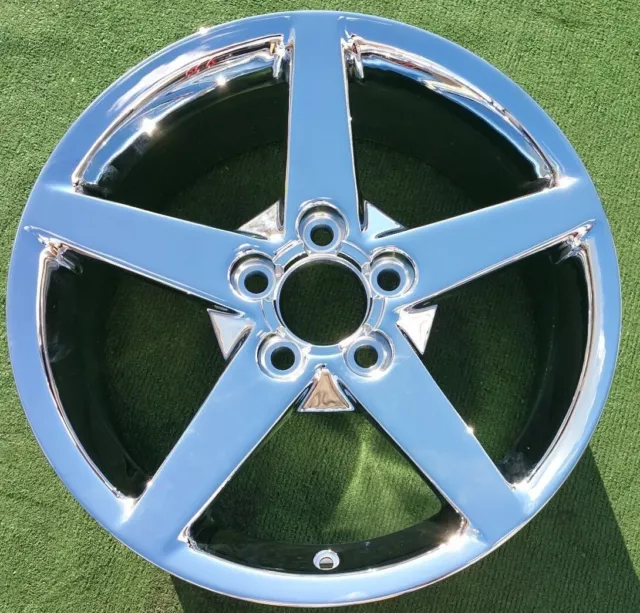 Factory Chevrolet Chrome Corvette Wheel Front GM Chevrolet OEM 18 9596909 5088