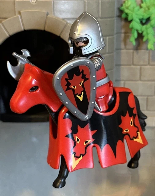 Playmobil - Petit Dragon Rouge - Château Et Chevalier - Occasion Bon état