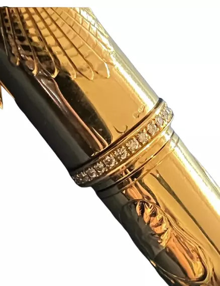 Unique Solid 18 K 750 Gold  Diamonds OLDWIN Fountain pen 103 Grams Gold Falcon