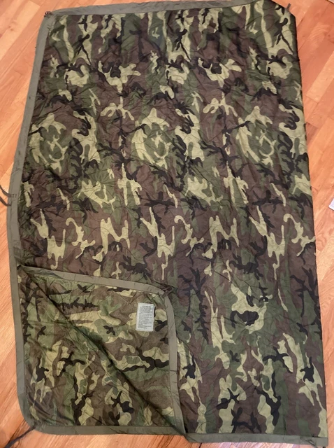 USGI Military Wet Weather Poncho Liner / Woobie Woodland Camo USGI Military Wet Weather Poncho Liner / Woobie Woodland Camo