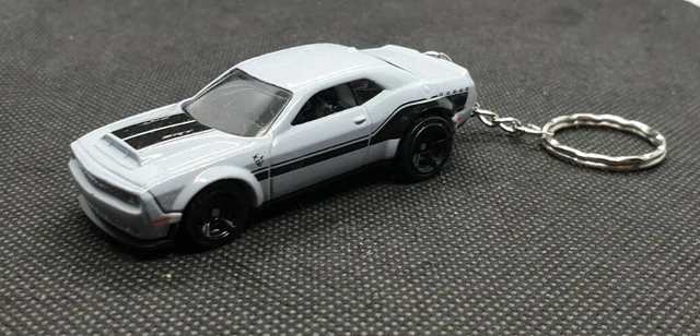 Jouet Ancien Voiture Rouge Moulé Sous Pression 2 Portes Coupé - Années 30 - Échelle 1:50