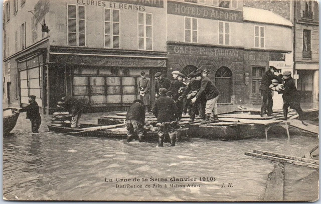 94 MAISONS ALFORT - crue de 1910, distribution du pain