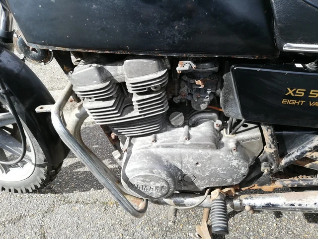 Moto Yamaha XS 500 de 1976 – A restaurer – Avec équipements pr roulage hivernal 19