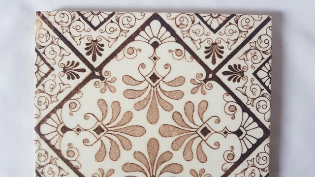 CHARMING english SYMMETRICAL DESIGN FLORAL 6 INCH 19TH CENTURY TILE 2