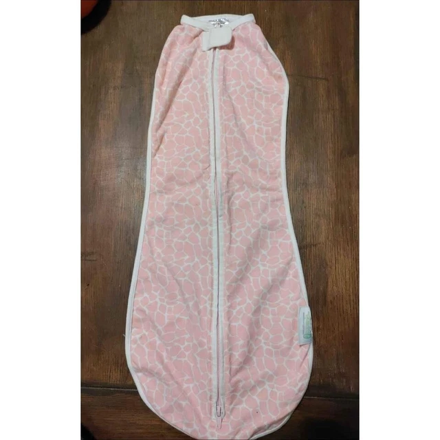Woombie Baby Swaddle Girls 10-14 Lbs Giraffe
