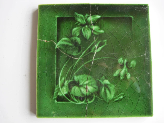 ANTIQUE GREEN MAJOLICA GLAZED ART NOUVEAU TILE - H. RICHARDS c1902-09 REPAIRED