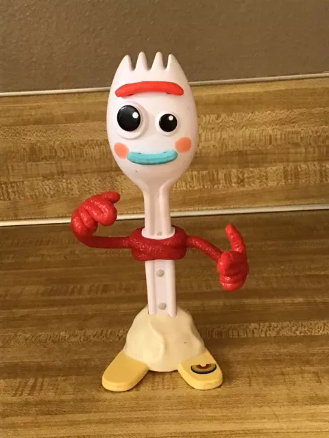 Disney Pixar Toy Story True Talkers Forky Figure with 15+ Phrases