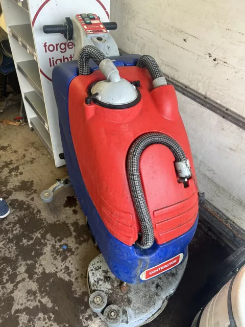 Contractor Floor Cleaning Machine