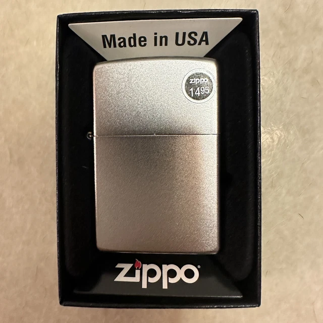 Genuine Zippo Classic  Chrome Windproof Lighter And A Pack Of Flints