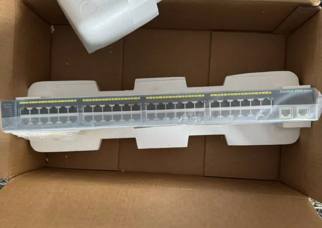 Cisco Catalyst 2960 48-Port Ethernet Switch 10/100 RJ-45 (WS-C2960-48TT-L)