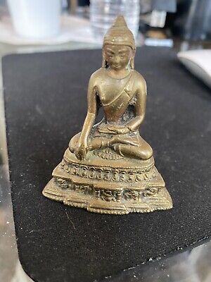 Finely Cast Antique Chinese Tibetan Buddha Figure Solid Bronze Statue