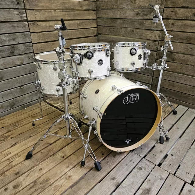 Drum Kit DW Performance Series, White Marine Pearl USED! RKDWK170723