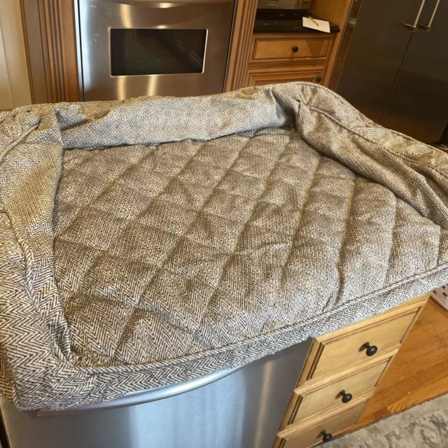 NEW ORVIS tag  Bolster Dog Bed Cover Only large Chevron