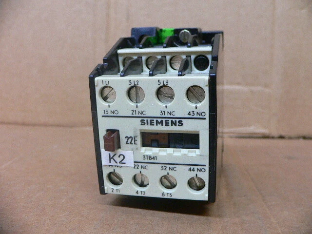 Siemens 3TB41-17-0A Contactor