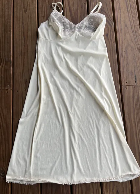 VINTAGE VANITY FAIR Nylon Slip Gown Lace Sheer Bodice 38 Dress Lingerie ...