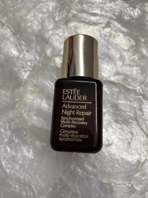 ESTEE LAUDER ADVANCED NIGHT REPARATUR SERUM SYNCHRONISIERTER ERHOLUNGSKOMPLEX 7ml