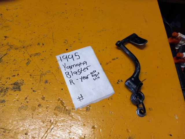 1995 Yamaha Blaster #44K KICK START LEVER AND NUT