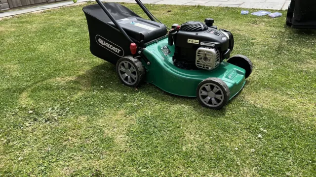 Qualcast self propelled petrol rotary lawn mower 41cm sale