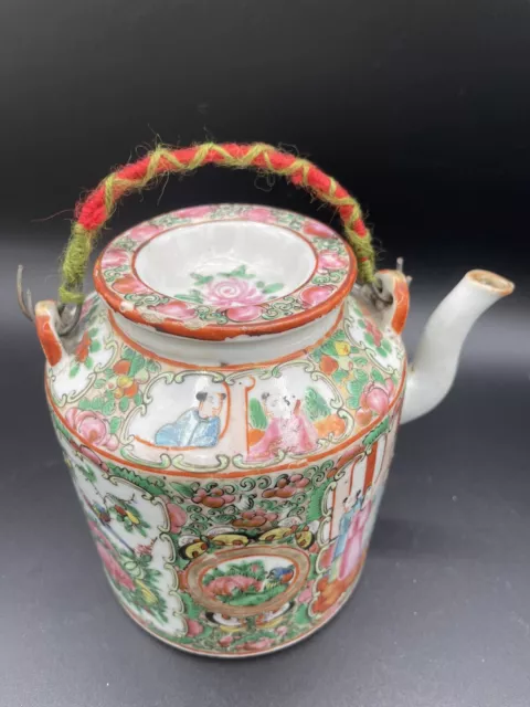 Antique Chinese Export Flowery & Bird Famille Rose 19th Century Porcelain Teapot