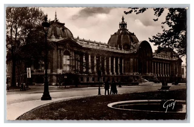 LE PETIT PALAIS PARIS France Postcard $7.98 - PicClick