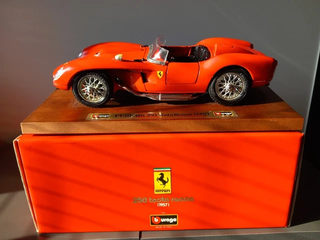 Vintage BBurago Burago 1/18 Ferrari 250 Testa Rossa 1957 in Box Die Cast Used
