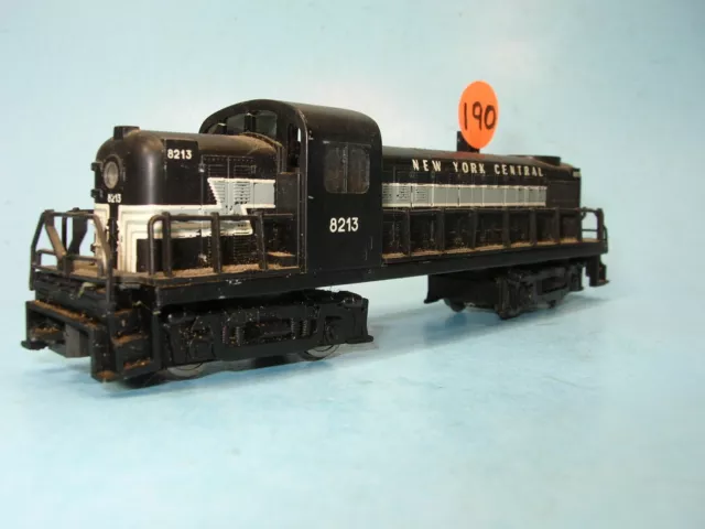 190. TESTED  HO Scale AHM RS-2 Powered  DIESEL  LOCOMOTIVE as NYC 8213