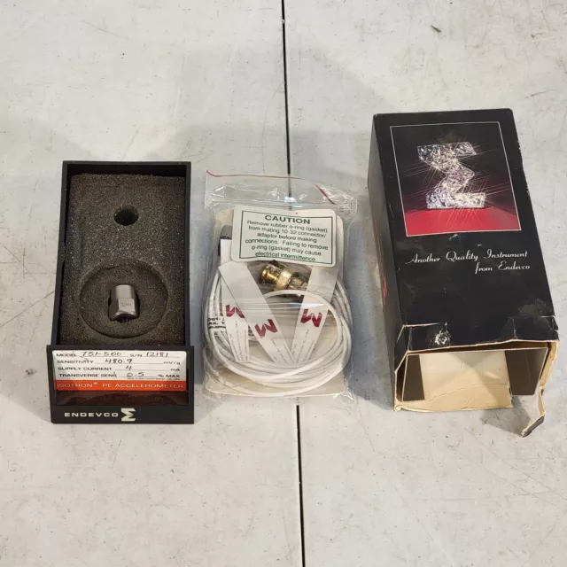 Endevco 751-500 IsoTron PE Piezoelectric Accelerometer 480.9 mV/g w/ BNC Cable