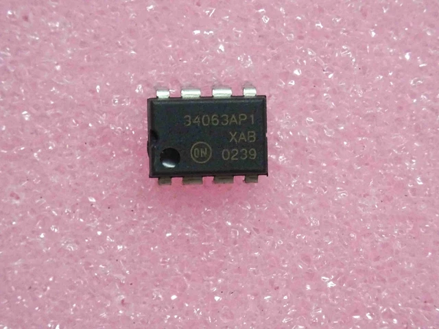 Lot X2 CI MC3423P – Circuit Intégré Motorola MC3423P1, Boîtier DIP8