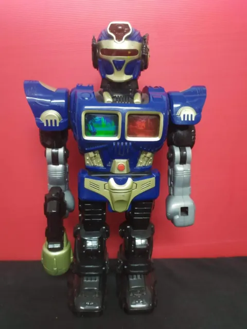 bonita y antigua figura robot toys años 80-90