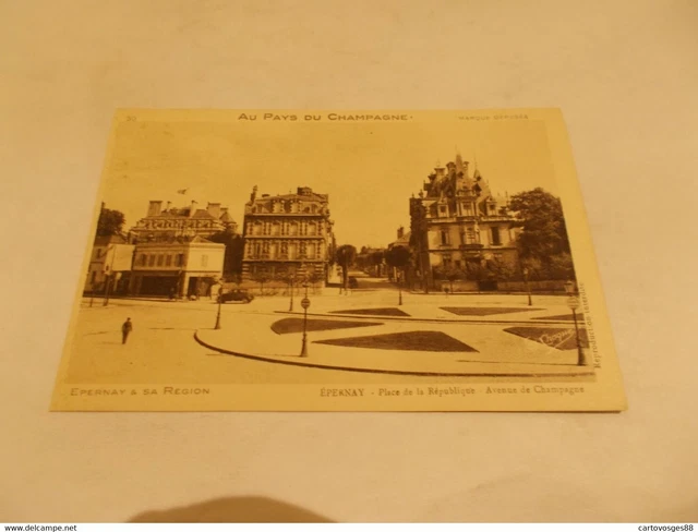 Cpa 51 Epernay Marne Place De La Republique Avenue De Champagne Animees Auto