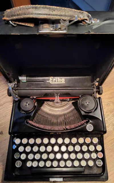 Antike Schreibmaschine "Erika" Seidel + Neumann 5TAB plus Koffer