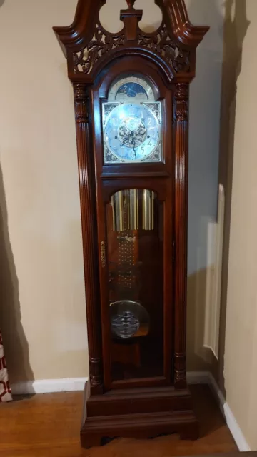 Howard Miller Grandfather Clock - limited edition - Millenium edition  610-871