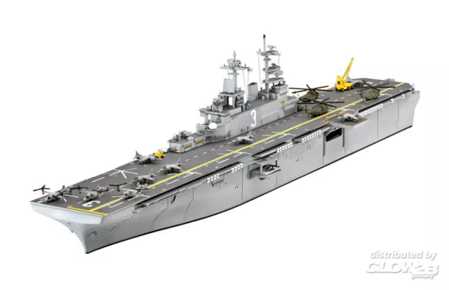 Revell: Model Set Assault Carrier USS WASP CLASS in 1:700 [4009865178]